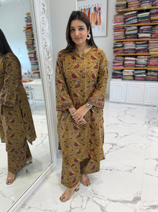 Relaxed Bloom Set - Preetibora