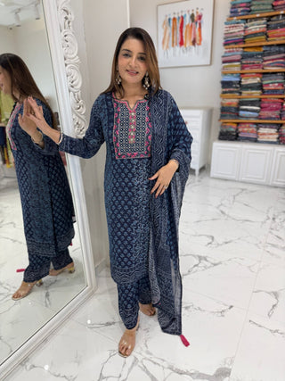 Riya Suit Set - Preetibora