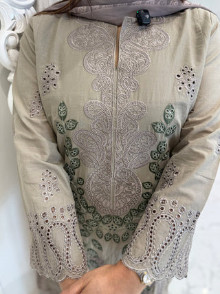 Rose Schiffli Suit Set - Preetibora