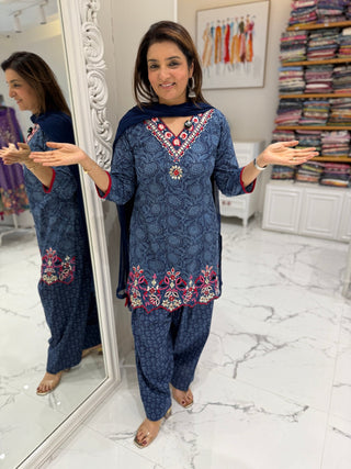 Royal Cut Work Set - Preetibora