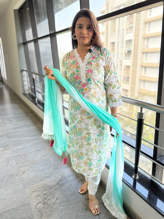 Signature Parsi Set - Preetibora