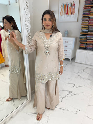 Siya Sharara Set - Preetibora