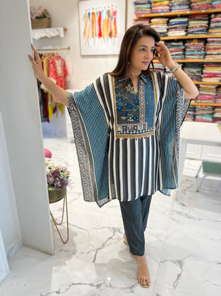 Sleek Striped Kaftan Set - Preetibora