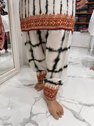 Tanvika Suit Set - Preetibora