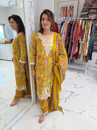 Tara Cut Work Set - Preetibora