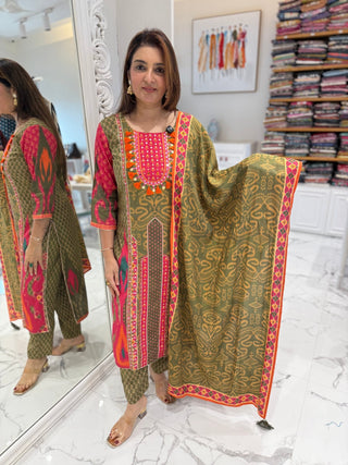 Tassel Patola Set - Preetibora