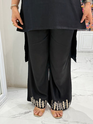 Thread and Tassel Black Beauty Set - Preetibora