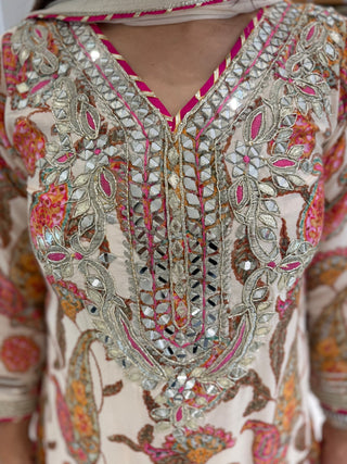 Timeless Fusion Farshi Set - Preetibora