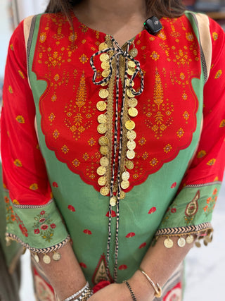 Vanya Floral Farshi Set - Preetibora