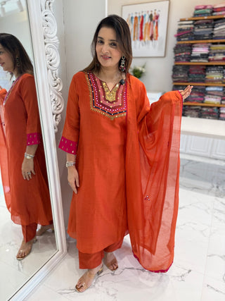 Veda Mul Chanderi Set - Preetibora