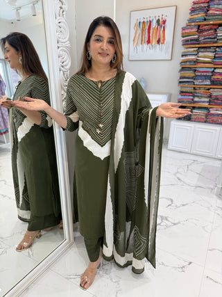 Vidhi Suit Set - Preetibora