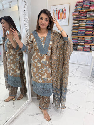 Zeenat Suit Set - Preetibora