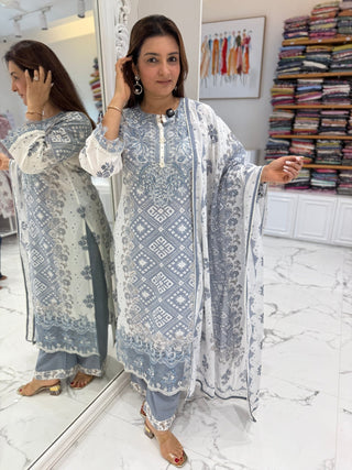 Zoya Suit Set - Preetibora