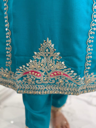 Zoya Suit Set - Preetibora