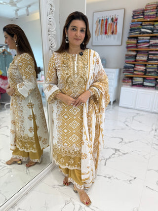Zoya Suit Set - Preetibora