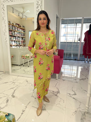 Floral Print Coord Set With Mirror Embroidery