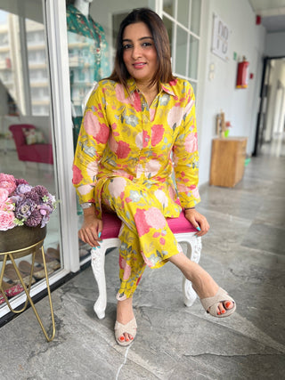 Floral Summer Coord with Crystal Buttons - Preetibora