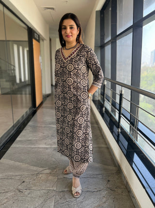 Kalamkari Dupatta Set with Afghani Pants - Preetibora