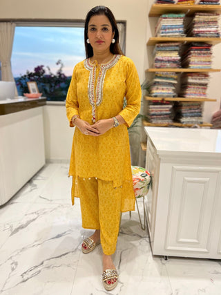Mirror & Shell Work Kesariya Coord Set