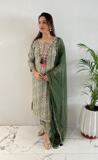 Mirror Work Suit Set with Contrasting Embroidery